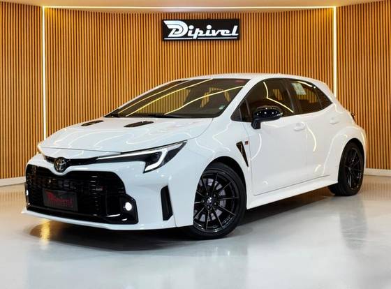 TOYOTA GR COROLLA 1.6 TURBO GASOLINA CORE GR-FOUR MANUAL TOYOTA GR COROLLA 1.6 TURBO GASOLINA CORE GR-FOUR MANUAL